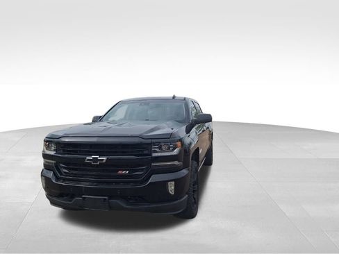 Used 2017 Chevrolet Silverado 1500 LTZ Z71 w/ LTZ Plus Package image 4