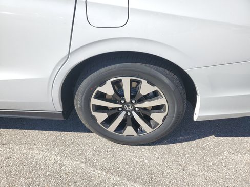 New 2026 Honda Odyssey EX-L image 11