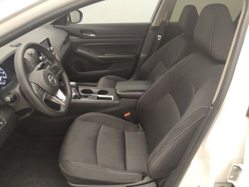 Used 2022 Nissan Altima 2.5 S FWD image 17