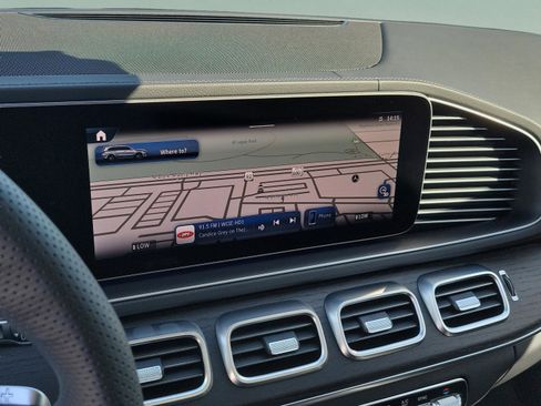 New 2026 Mercedes-Benz GLS 450 4MATIC image 25