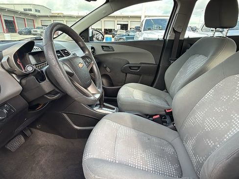 Used 2016 Chevrolet Sonic LS FWD image 4