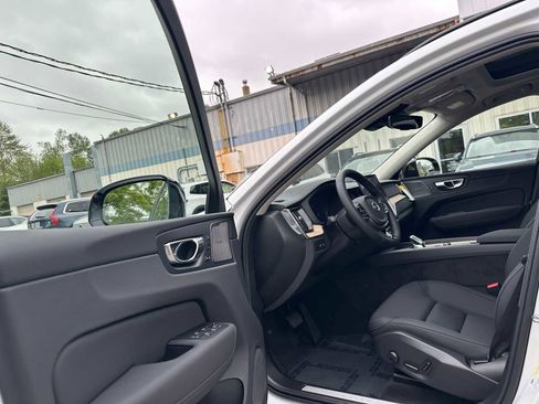 New 2026 Volvo XC60 T8 Plus w/ Protection Package Premier AWD/4WD image 20
