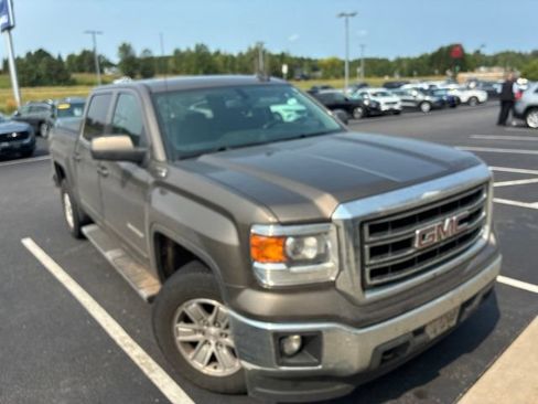 Used 2015 GMC Sierra 1500 SLE w/ SLE Value Package AWD/4WD image 6