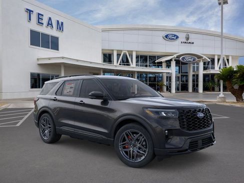 New 2026 Ford Explorer ST w/ Sun And Sound Package image 7