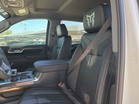 New 2025 Chevrolet Silverado 1500 RST image 11