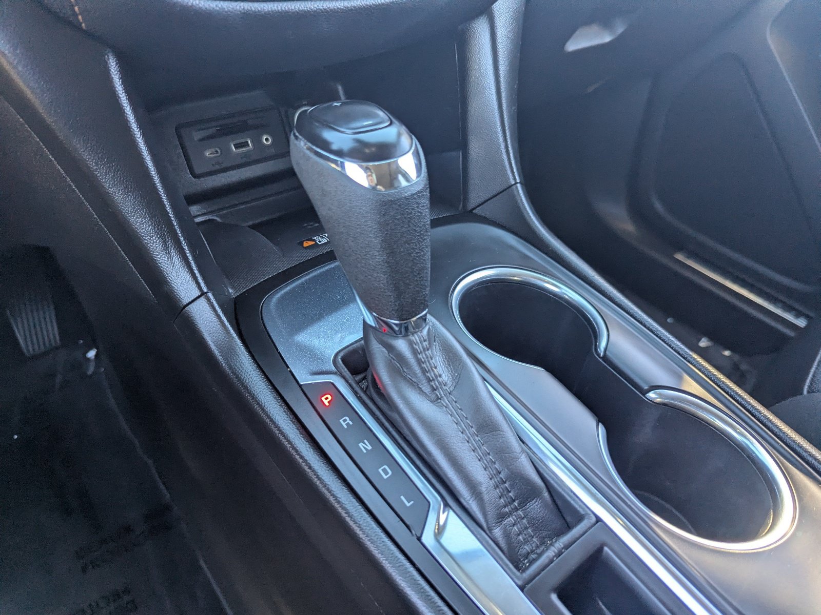 Used 2021 Chevrolet Equinox Premier FWD image 28