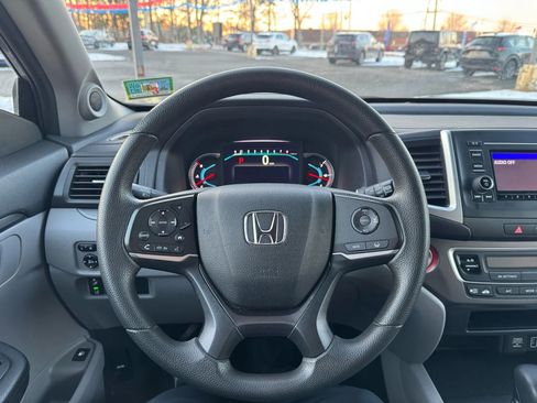 Used 2019 Honda Pilot LX image 23