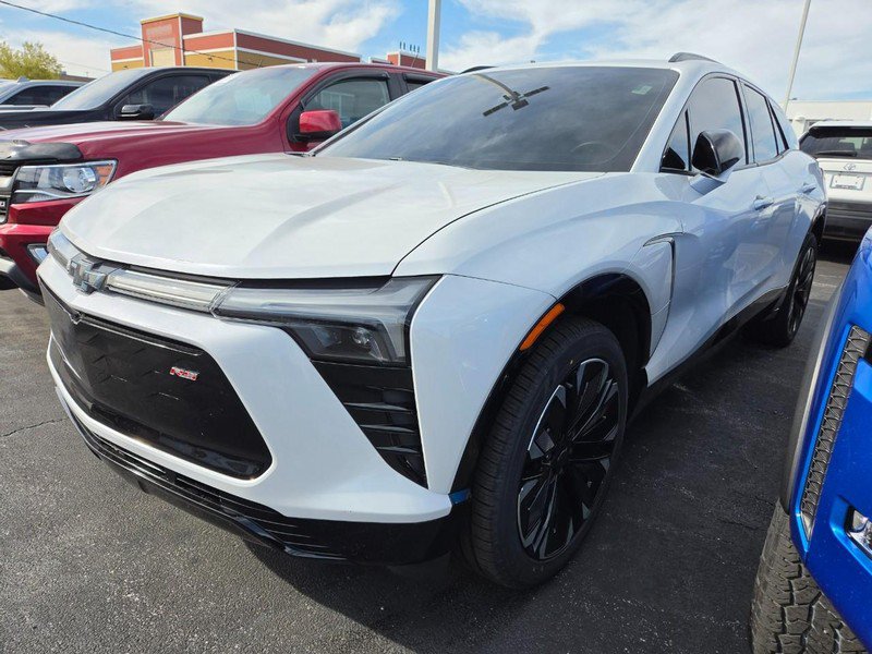 Used 2024 Chevrolet Blazer EV RS RWD image 4