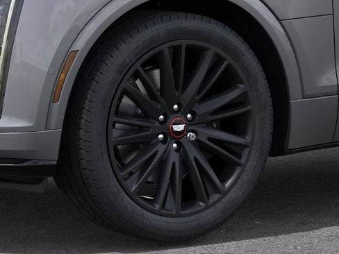 New 2026 Cadillac Lyriq V w/ LPO, Floor Liner Package AWD/4WD image 34