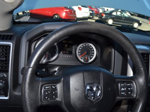 Used 2017 RAM 1500 Classic SLT image 14