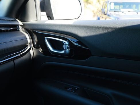 New 2026 Jeep Compass Latitude image 25