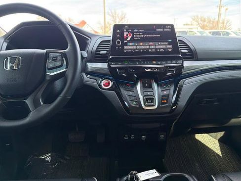 New 2025 Honda Odyssey Elite image 27