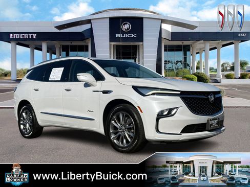 Used 2023 Buick Enclave Avenir image 1
