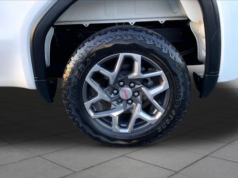 Used 2024 GMC Sierra 1500 Pro w/ Pro Value Package RWD image 10