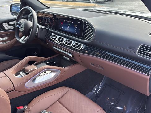 Certified 2025 Mercedes-Benz GLS 450 4MATIC image 29