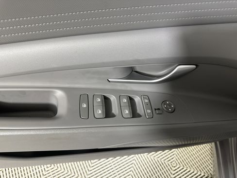 Certified 2024 Hyundai Elantra Blue image 11