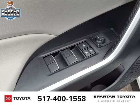 Used 2025 Toyota RAV4 XLE image 15