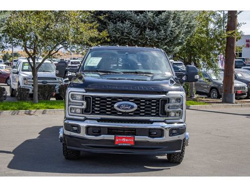 Used 2023 Ford F350 Lariat w/ Tow Technology Package AWD/4WD image 3