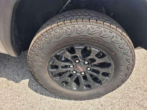 New 2026 GMC Canyon Elevation RWD image 14