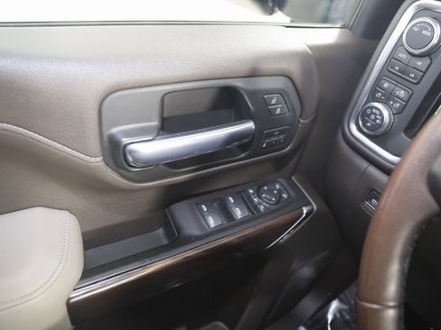 Used 2020 GMC Sierra 3500 SLT w/ Gooseneck/5TH Wheel Package image 26