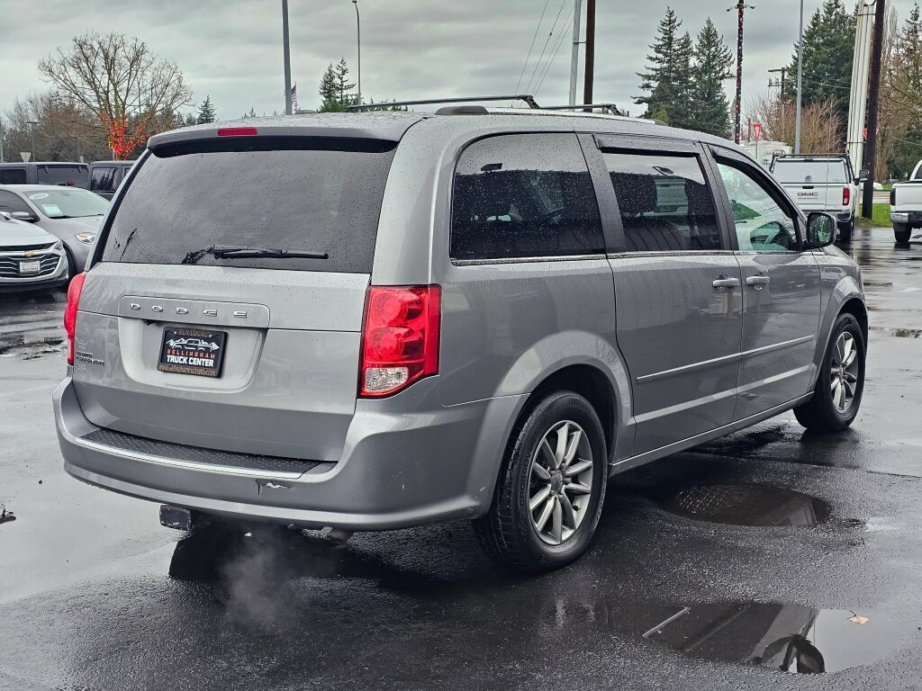 Used 2015 Dodge Grand Caravan FWD image 5