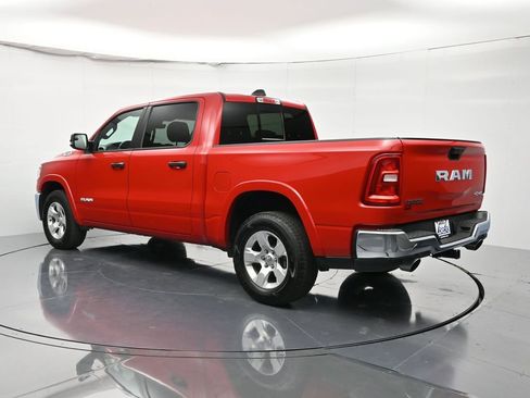 Used 2025 RAM 1500 Big Horn AWD/4WD image 7