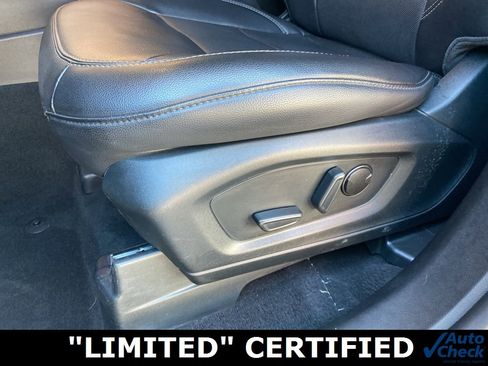 Used 2023 Ford Explorer Limited w/ Equipment Group 301A image 27