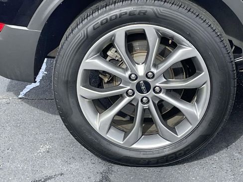 Used 2019 Lincoln MKC Select w/ Select Plus Package image 12