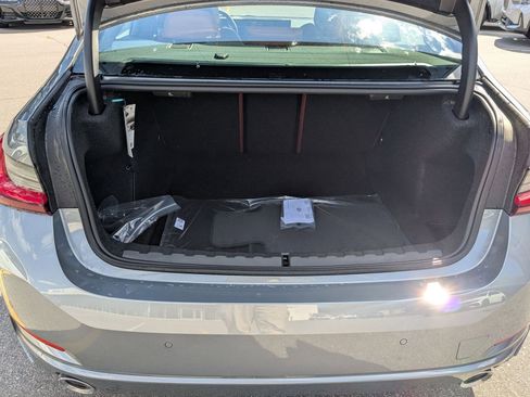 New 2025 BMW 330i xDrive Sedan w/ Premium Package image 32