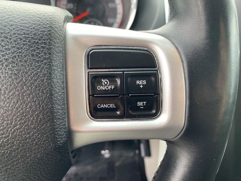 Used 2017 Dodge Grand Caravan SE w/ Power Window Group image 15