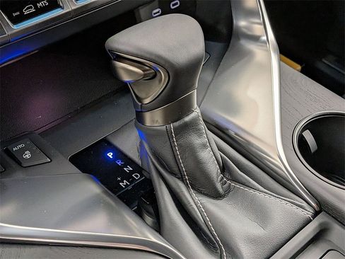 New 2025 Lexus LX 600 4WD w/ Premium Package image 30