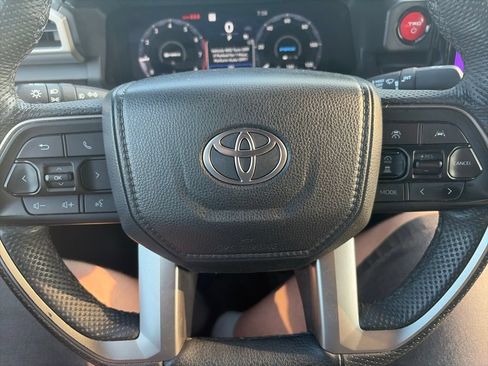 Used 2025 Toyota Tacoma TRD Off-Road w/ TRD Off Road Premium Package AWD/4WD image 24