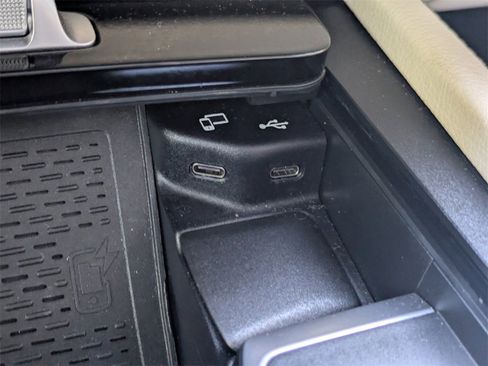 Used 2020 Mercedes-Benz GLE 350 image 27