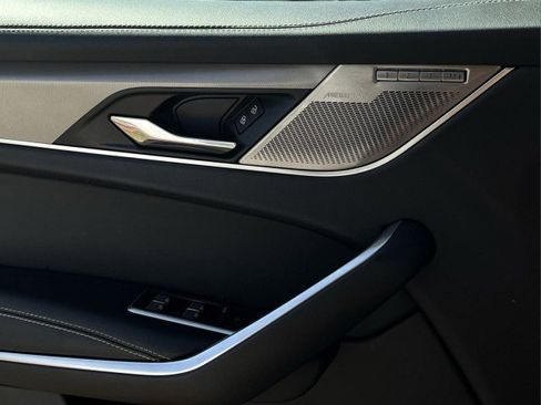 Used 2025 Jaguar F-PACE R-Dynamic S image 25