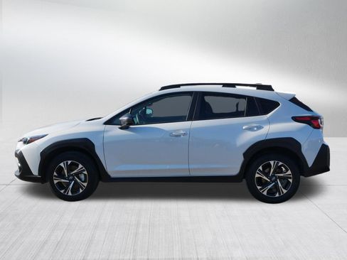 Used 2024 Subaru Crosstrek 2.0i Premium image 4