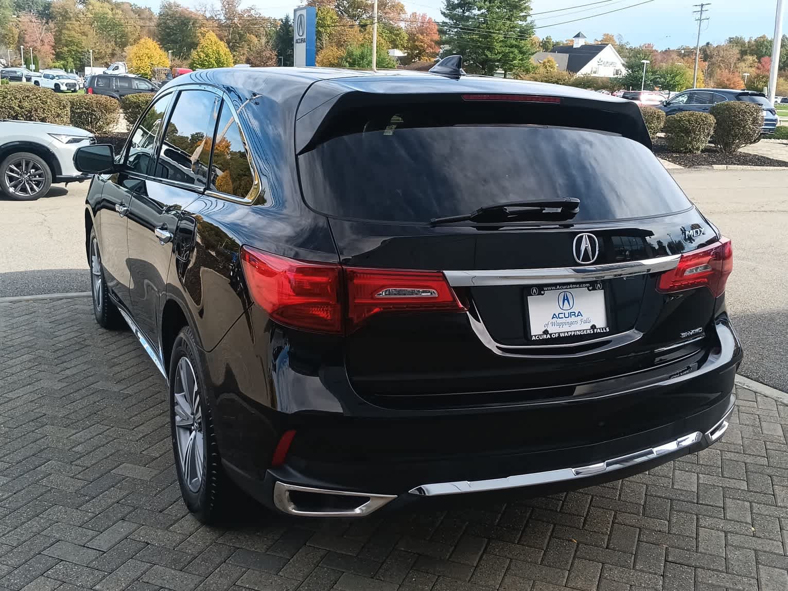 Used 2020 Acura MDX SH-AWD image 3