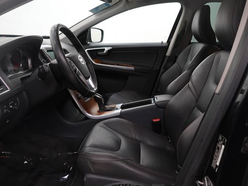 Used 2017 Volvo XC60 T6 Inscription w/ Advanced Package image 15