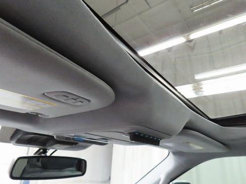 Used 2024 Ford F350 Limited w/ FX4 Off-Road Package image 32