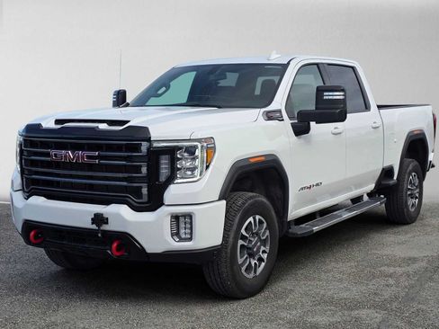 Used 2023 GMC Sierra 2500 AT4 w/ Snow Plow Prep/Camper Package AWD/4WD image 7