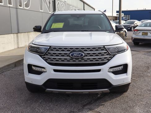 Used 2023 Ford Explorer Limited w/ Equipment Group 301A image 2