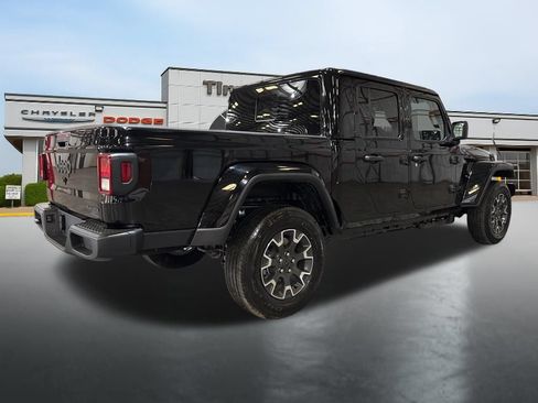 Used 2026 Jeep Gladiator Sport AWD/4WD image 5