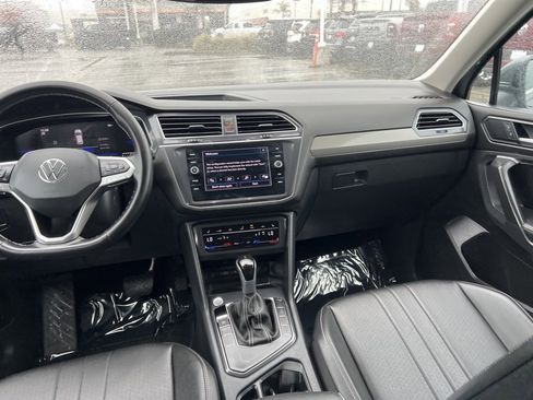 Used 2024 Volkswagen Tiguan Wolfsburg Edition image 24