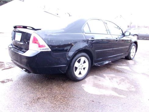 Used 2007 Ford Fusion SE image 3
