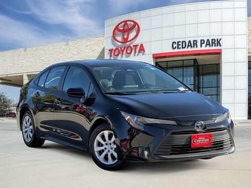 Used 2024 Toyota Corolla LE FWD image 1