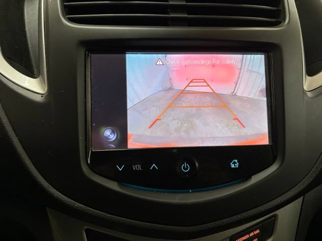 Used 2016 Chevrolet Trax LT w/ LT Sun and Sound Package AWD/4WD image 31