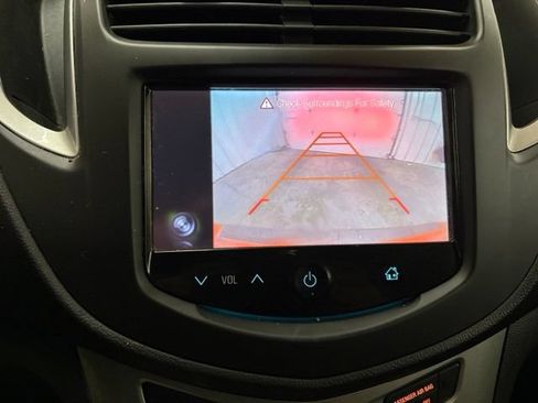 Used 2016 Chevrolet Trax LT w/ LT Sun and Sound Package AWD/4WD image 31