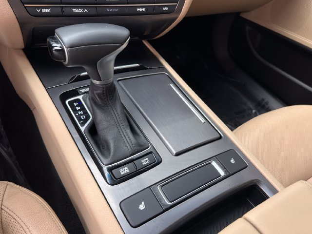 Used 2018 Genesis G80 3.8 RWD image 22