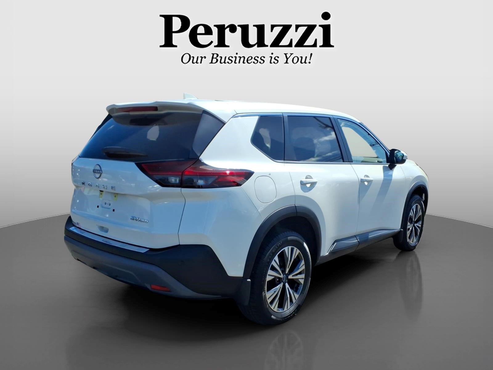 Used 2023 Nissan Rogue SV AWD/4WD image 3
