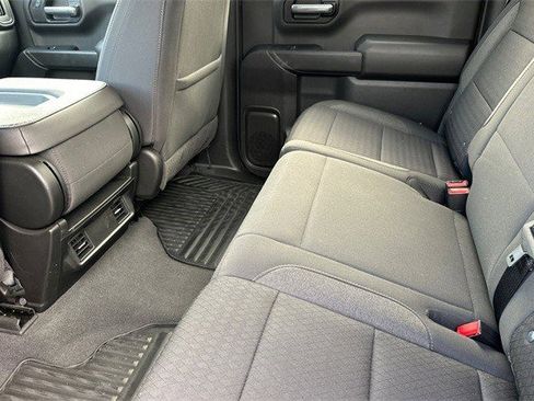 Certified 2022 Chevrolet Silverado 1500 Custom image 15