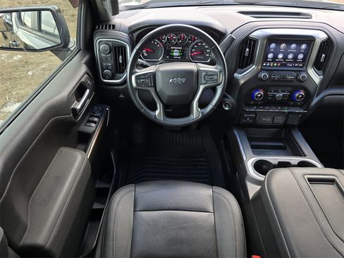 Certified 2021 Chevrolet Silverado 1500 LT Trail Boss w/ Convenience Package II image 21